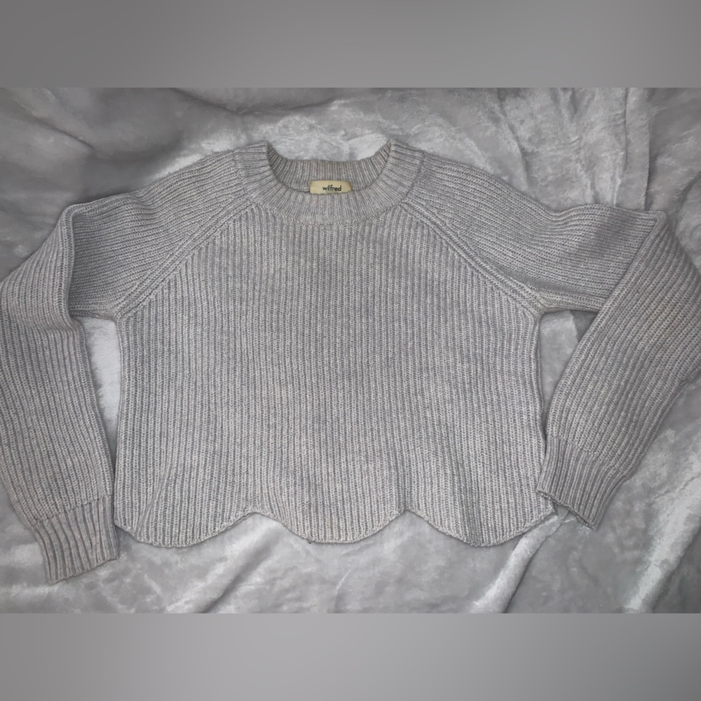 Aritzia Wilfred Knit Sweater
